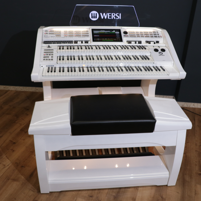 LOUVRE_OAX-1000_PW_Artnr_8000474_01